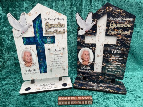 Memorial key plaque design